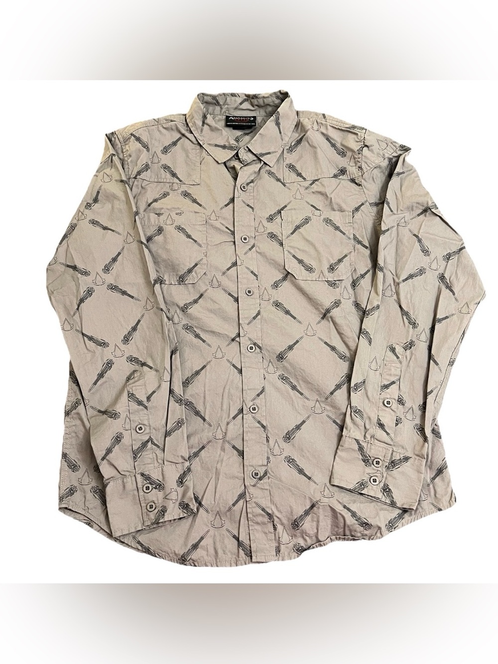 Assassins Creed Hot Topic Gray Button Down Long Sleeve Shirt Size MD